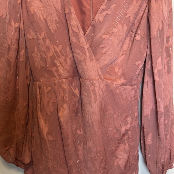 Lulus Mauve Long  Sleeved Floral Flirty Sparkly Lined Mini Dress Size M - Picture 3 of 16